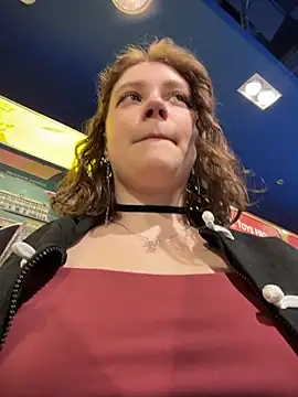 lucy-joy online show from March 22, 9:44 am