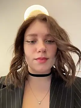 lucy-joy online show from February 17, 11:18 am