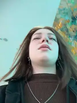 lucy-joy online show from February 8, 9:29 am