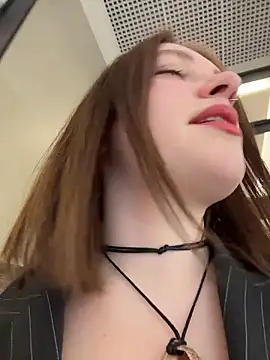 lucy-joy online show from January 11, 9:27 am