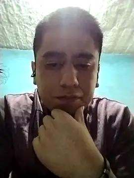 Snapshot of LevelTomato chatting on January 18, 3:59 pm LevelTomato online show from January 18, 3:59 pm