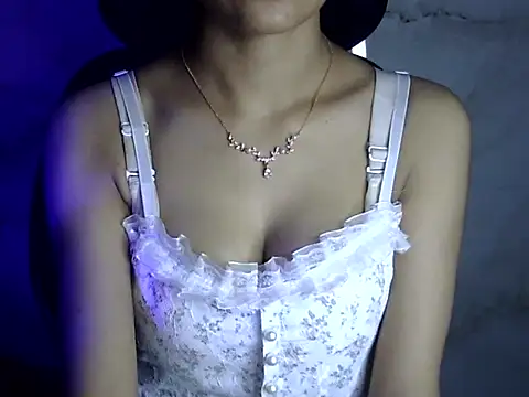 Shizuka 11 online show from September 14, 7:25 pm