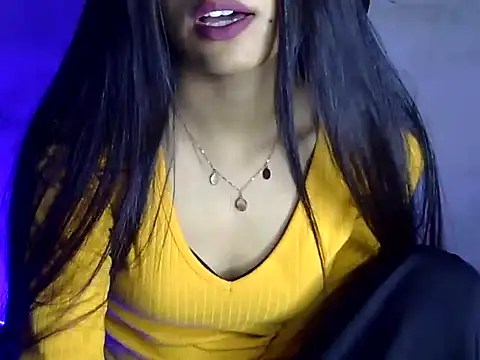 Snapshot of Shizuka_11 chatting on October 25, 7:25 pm Shizuka 11 online show from October 25, 7:25 pm