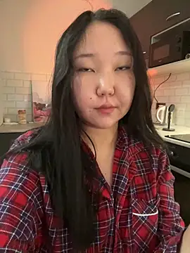 tammy gun online show from March 1, 4:40 pm