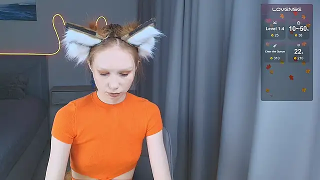 FoxyMira online show from November 14, 1:15 pm