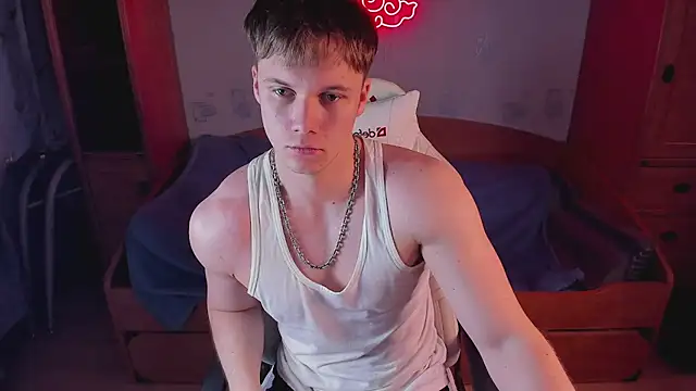 Snapshot of Dexter_Bennett chatting on July 8, 8:53 pm Dexter Bennett online show from July 8, 8:53 pm