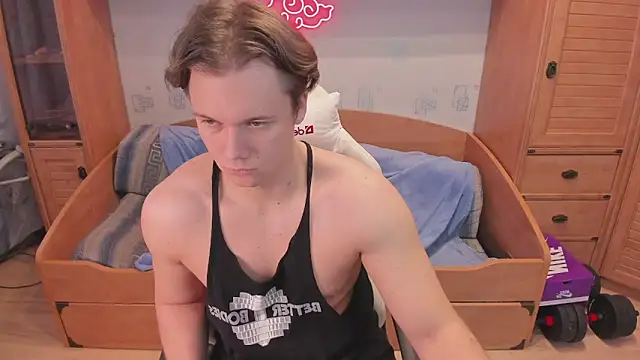 Dexter Bennett online show from March 24, 1:44 pm