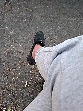 bi dare online show from April 4, 4:57 pm