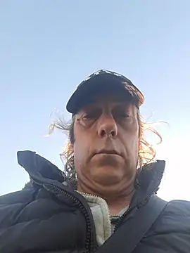 bi dare online show from April 8, 5:03 pm