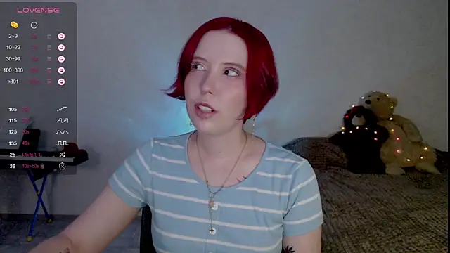 Snapshot of Ruby_Flame chatting on October 31, 9:50 am Ruby Flame online show from October 31, 9:50 am