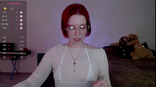 Snapshot of Ruby_Flame chatting on October 27, 3:57 pm Ruby Flame online show from October 27, 3:57 pm