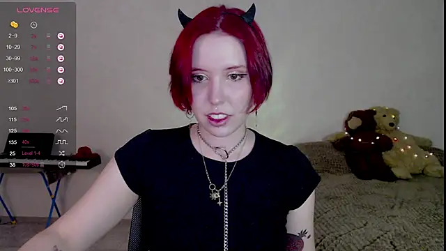 Snapshot of Ruby_Flame chatting on October 25, 8:20 pm Ruby Flame online show from October 25, 8:20 pm