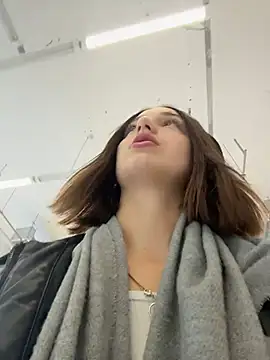 DollyTall online show from October 13, 7:43 am