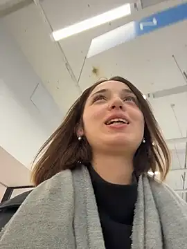 DollyTall online show from October 17, 8:50 am