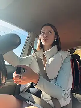 DollyTall online show from September 26, 8:43 am