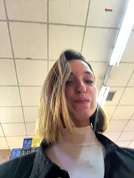 DollyTall online show from September 15, 9:21 am