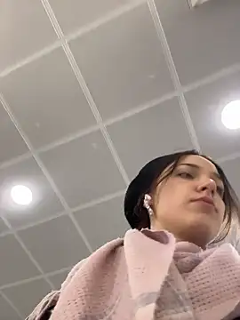 DollyTall online show from January 11, 9:16 am