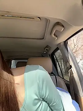 DollyTall online show from April 3, 6:09 am