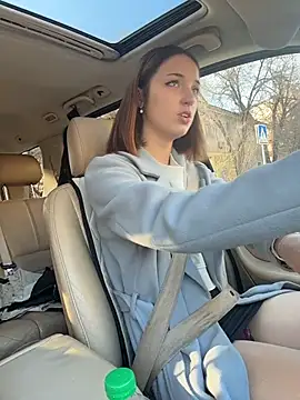 DollyTall online show from October 29, 9:52 am