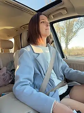 DollyTall online show from October 22, 10:47 am