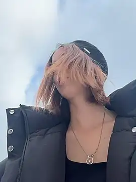 DollyTall online show from November 11, 9:37 am