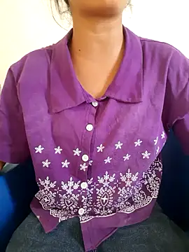 Snapshot of AnkitaDevi chatting on June 12, 8:23 am AnkitaDevi online show from June 12, 8:23 am