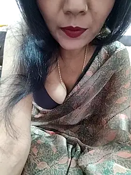 Snapshot of Yourhotsweetgirl chatting on November 10, 3:55 am Yourhotsweetgirl online show from November 10, 3:55 am