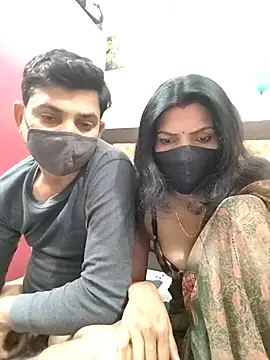 Yourhotsweetgirl online show from January 18, 5:05 pm