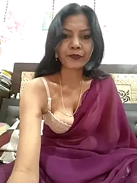 Snapshot of Yourhotsweetgirl chatting on November 19, 4:01 am Yourhotsweetgirl online show from November 19, 4:01 am