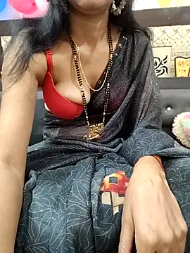 Snapshot of Yourhotsweetgirl chatting on November 12, 3:43 am Yourhotsweetgirl online show from November 12, 3:43 am