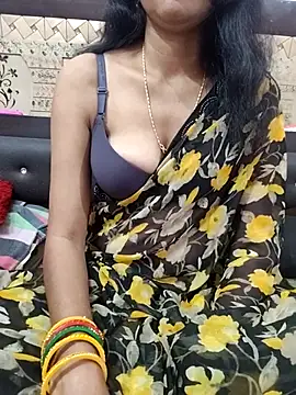 Snapshot of Yourhotsweetgirl chatting on October 31, 5:59 am Yourhotsweetgirl online show from October 31, 5:59 am