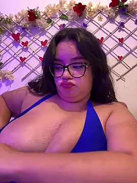 Emily Taylor2 online show from March 7, 1:56 am