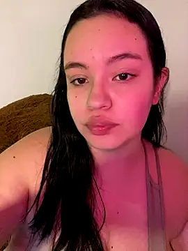 Emily Taylor2 online show from October 9, 1:50 am