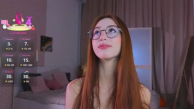 Snapshot of AvrilLeMell chatting on November 2, 10:15 pm AvrilLeMell online show from November 2, 10:15 pm