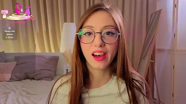 AvrilLeMell online show from February 12, 9:03 pm