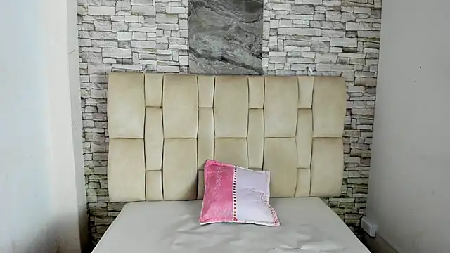 Celesste doll online show from December 4, 1:21 pm