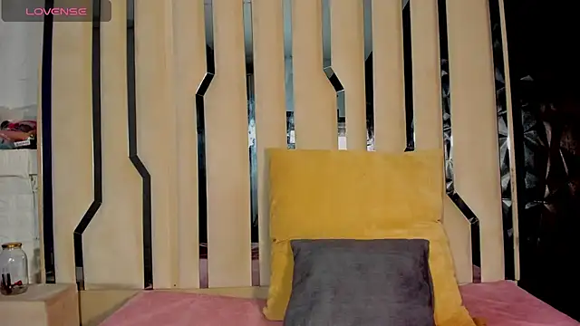 Snapshot of barbieambar chatting on July 17, 2:58 pm barbieambar online show from July 17, 2:58 pm