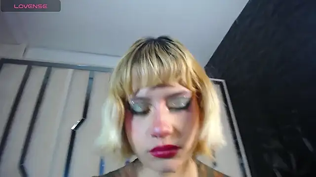 Snapshot of barbieambar chatting on June 8, 8:09 pm barbieambar online show from June 8, 8:09 pm