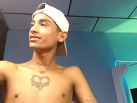 gabo hotboy online show from November 6, 2:04 am