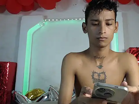 Snapshot of gabo_hotboy chatting on September 26, 1:01 am gabo hotboy online show from September 26, 1:01 am