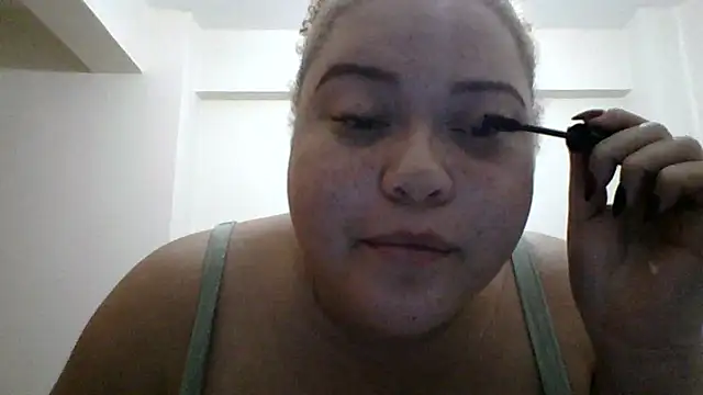 Snapshot of GoddessMocha chatting on September 18, 11:35 am GoddessMocha online show from September 18, 11:35 am