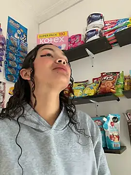 Camilla Miller01 online show from April 15, 7:40 pm