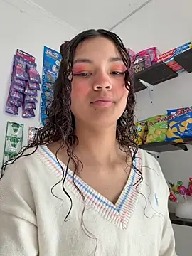 Camilla Miller01 online show from March 27, 8:10 pm