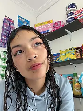 Camilla Miller01 online show from May 1, 1:27 pm