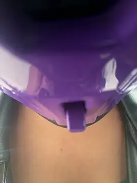 Camilla Miller01 online show from March 10, 5:50 pm