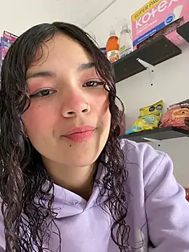 Camilla Miller01 online show from March 14, 1:06 pm