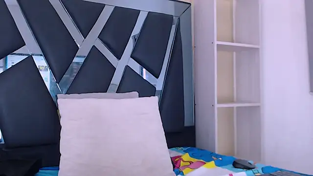 Snapshot of karla_sexy21 chatting on September 11, 4:45 am karla sexy21 online show from September 11, 4:45 am