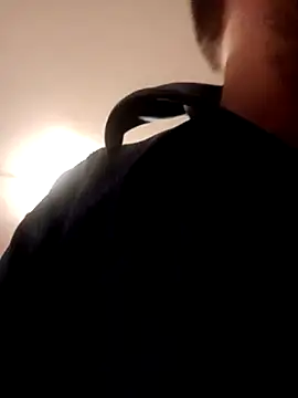 Snapshot of ynroh_87 chatting on February 22, 5:14 pm ynroh 87 online show from February 22, 5:14 pm