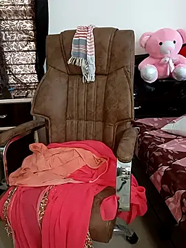 Niharika555 online show from February 4, 9:04 am