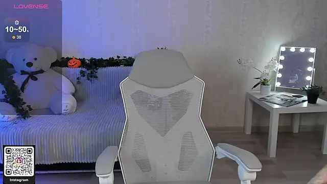 Snapshot of ArleneThomas chatting on February 24, 1:56 pm ArleneThomas online show from February 24, 1:56 pm